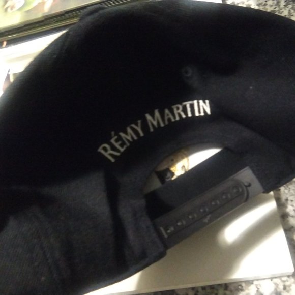 Remy Martin Cap - Picture 9 of 9